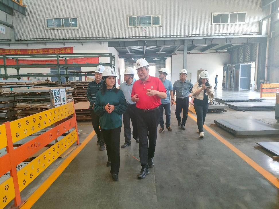 ?清遠市市委常委、政協副主席梁思一行蒞臨我司開展企業調研